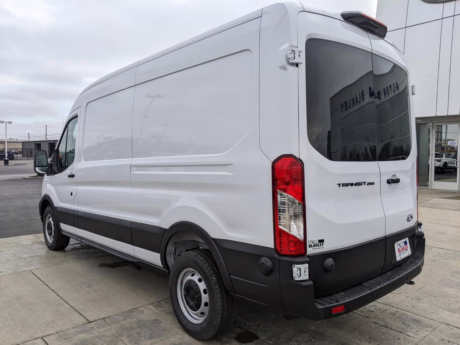 2026 Oxford White Ford Transit 250 RWD Van
