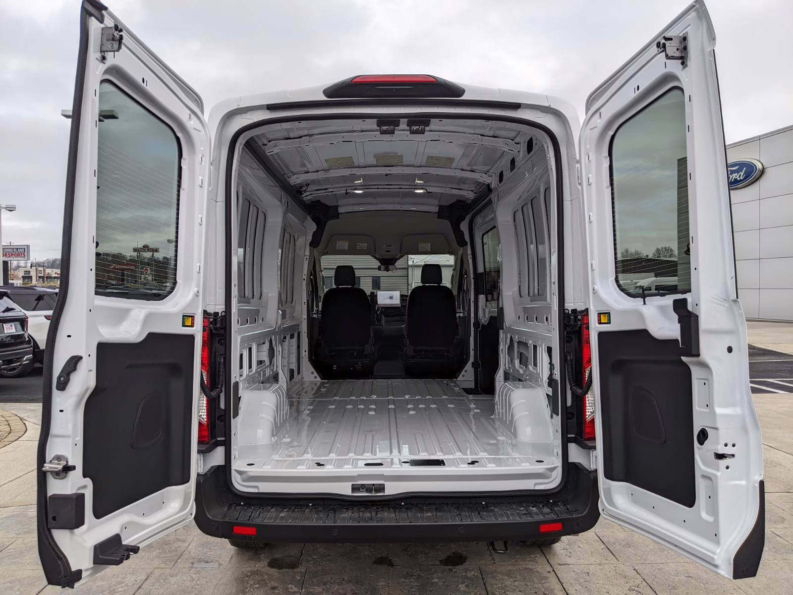 2026 Oxford White Ford Transit 250 RWD Van