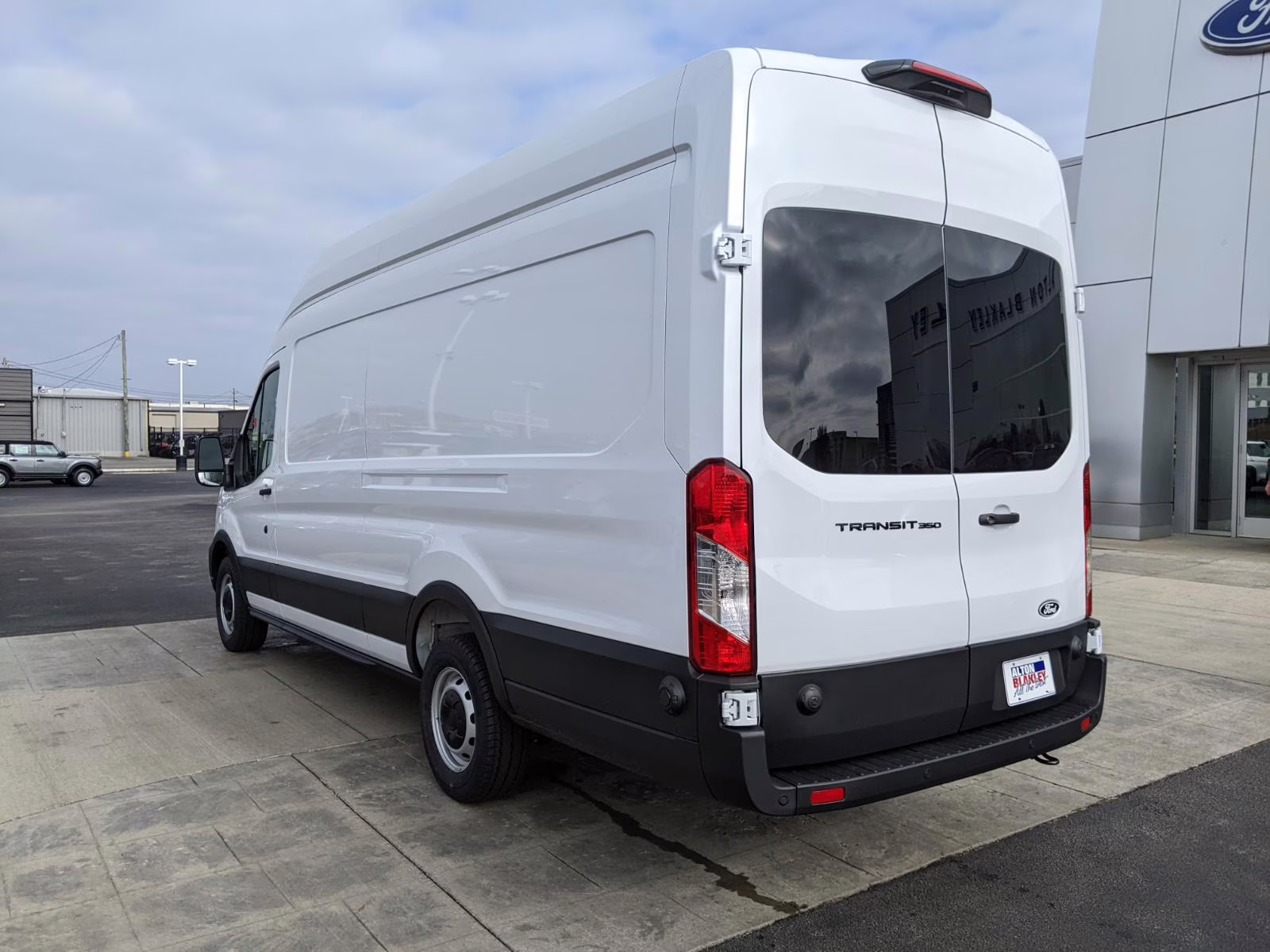 2026 Oxford White Ford Transit Cargo Van T-350 148  EL HI RF 9500 RWD Van