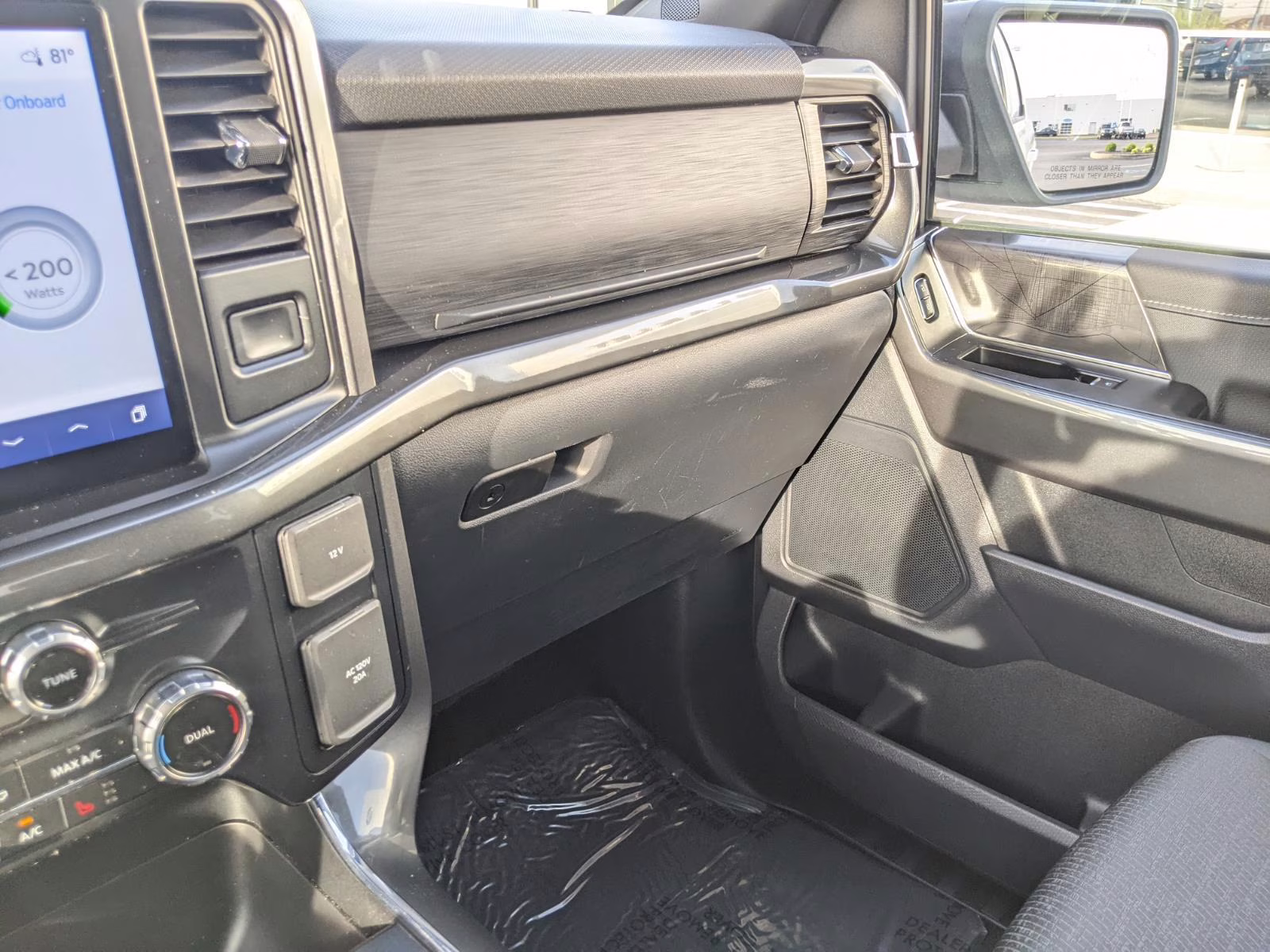 2023 Oxford White Ford F-150 XLT 4X4 Truck