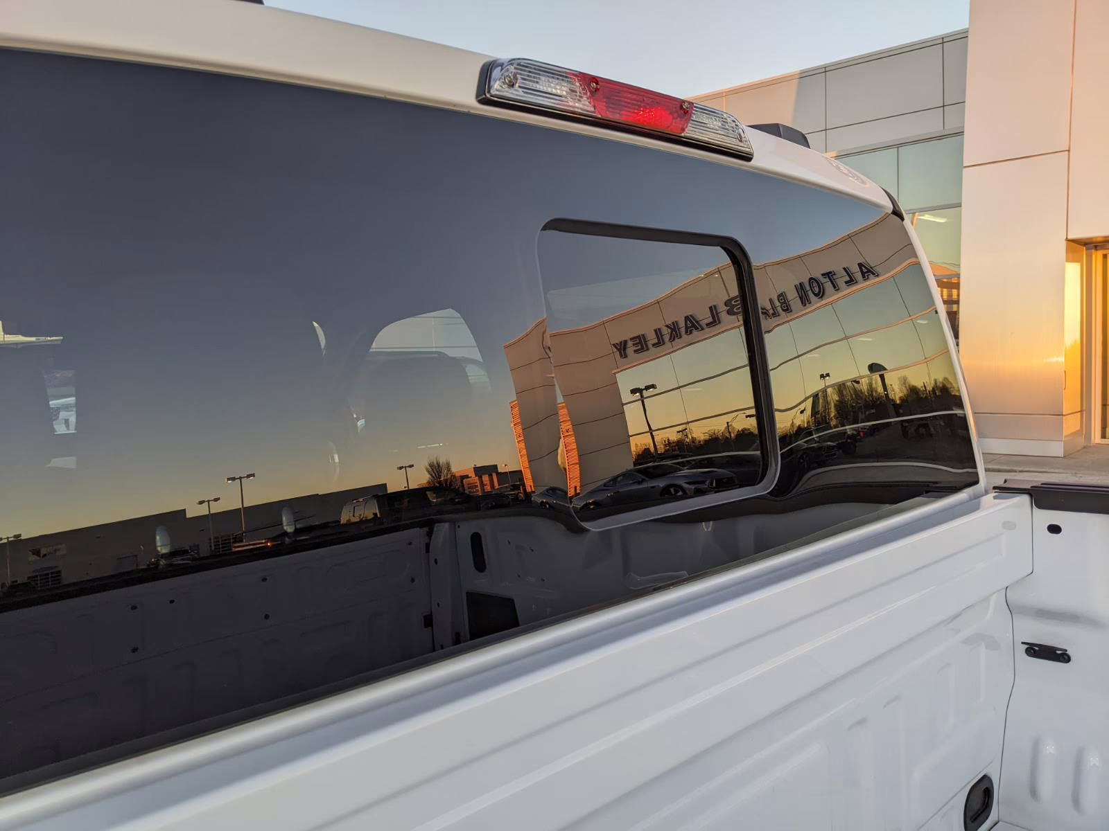 2026 Oxford White Ford F-150 XLT 4X4 Truck