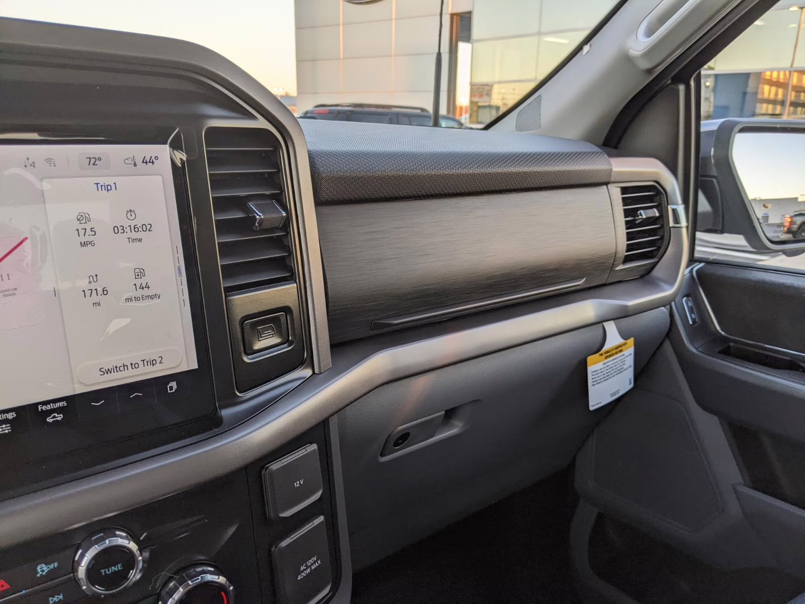 2026 Oxford White Ford F-150 XLT 4X4 Truck