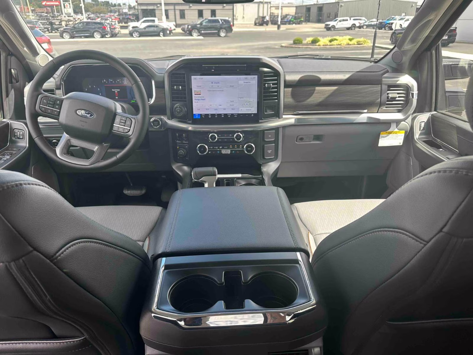 2025 AGATE BLACK METALLIC Ford F-150 LARIAT 4X4 Truck