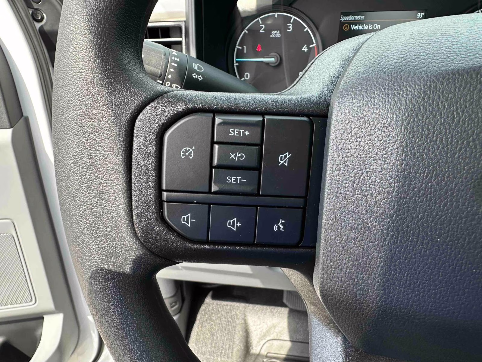 2026 Oxford White Ford Super Duty F-250 SRW XL 4X4 Truck