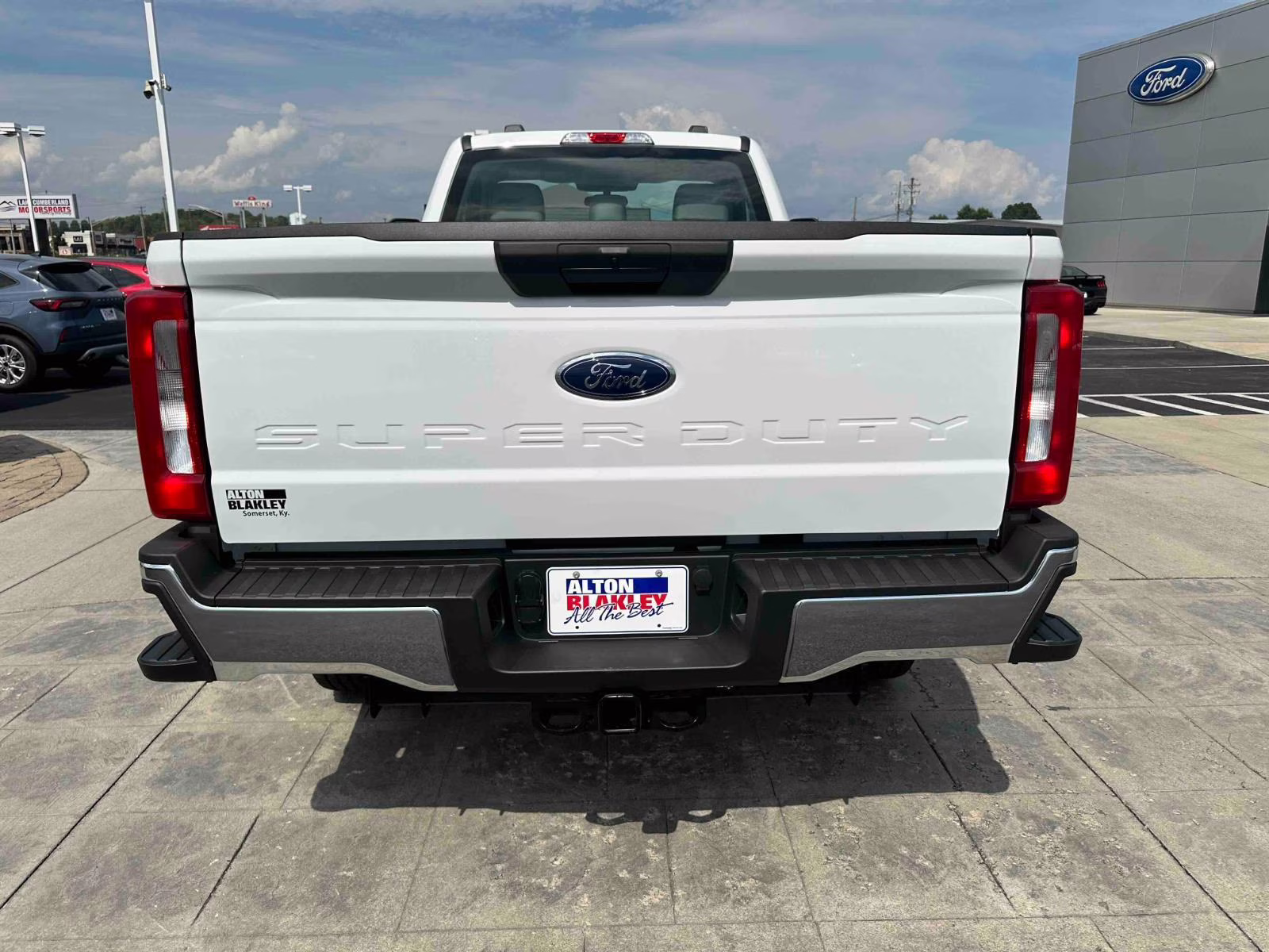 2026 Oxford White Ford Super Duty F-250 SRW XL 4X4 Truck