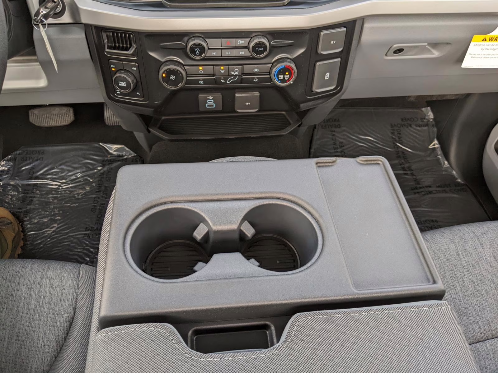 2026 Oxford White Ford Super Duty F-350 SRW XL 4X4 Truck