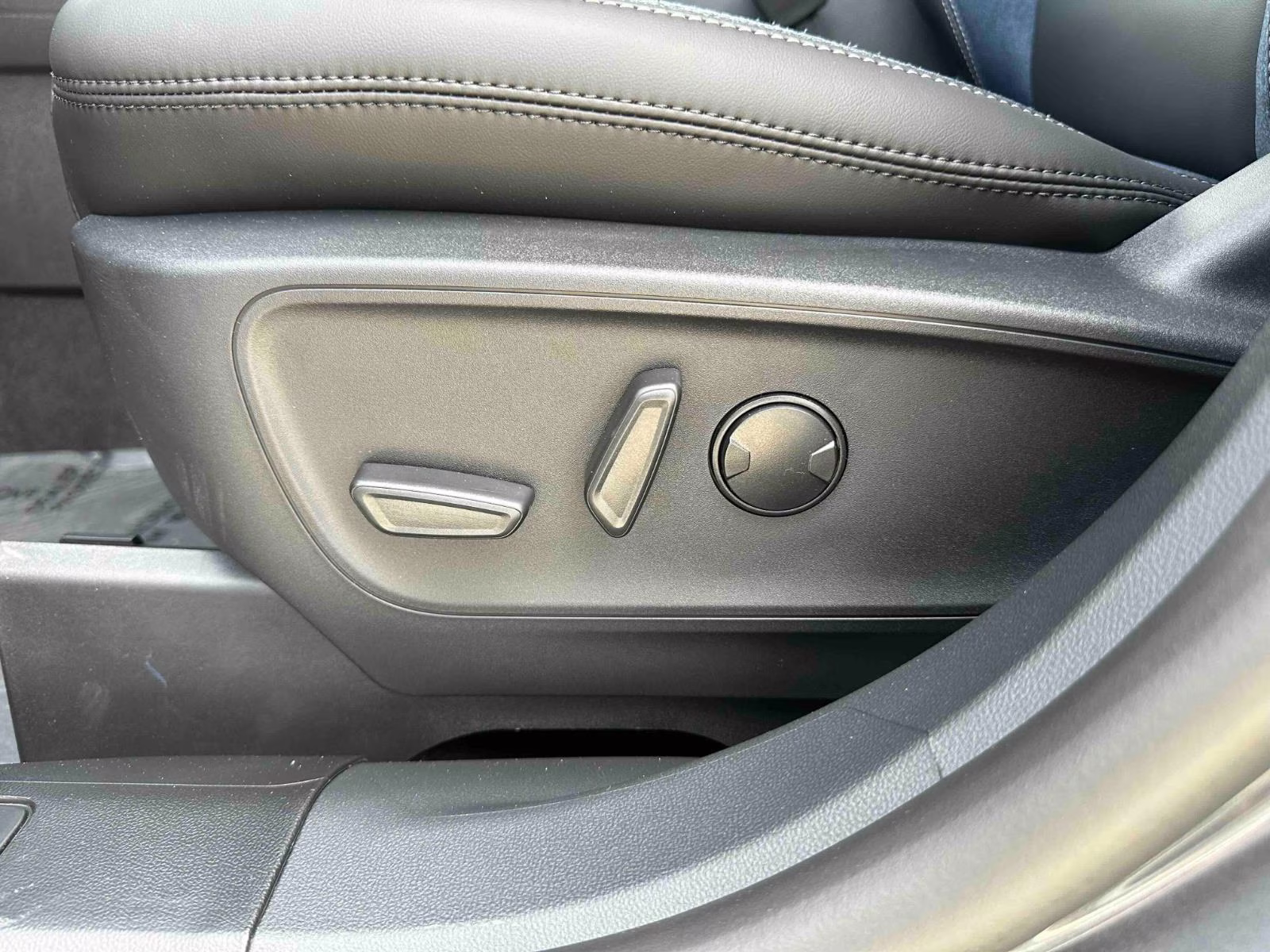 2025 CARBONIZED GRAY METALLIC Ford Bronco Sport Outer Banks 4X4 SUV