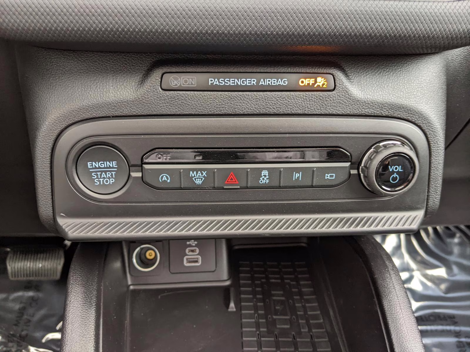 2025 Shadow Black Ford Bronco Sport Outer Banks 4X4 SUV