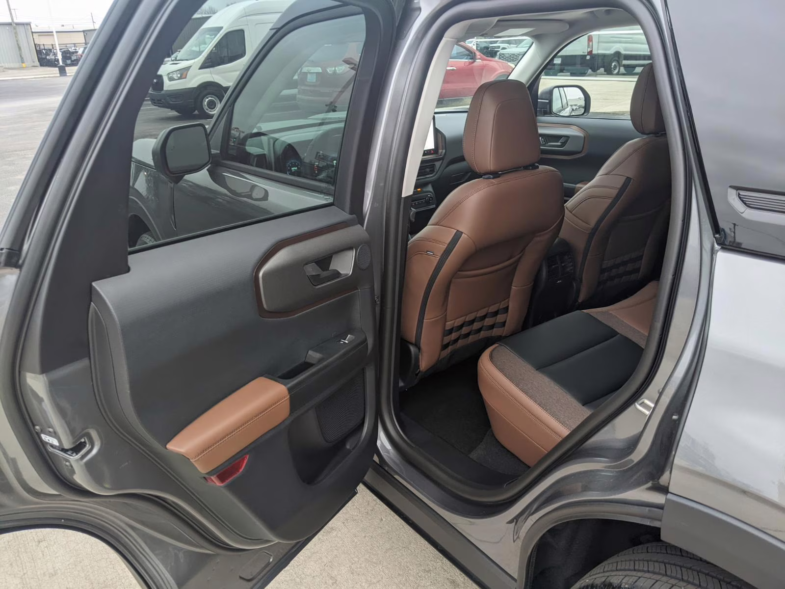 2025 Carbonized Gray Metallic Ford Bronco Sport Outer Banks 4X4 SUV
