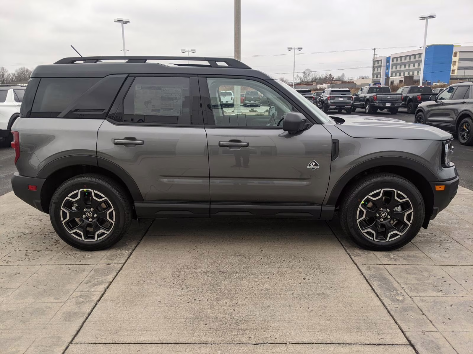 2025 Carbonized Gray Metallic Ford Bronco Sport Outer Banks 4X4 SUV