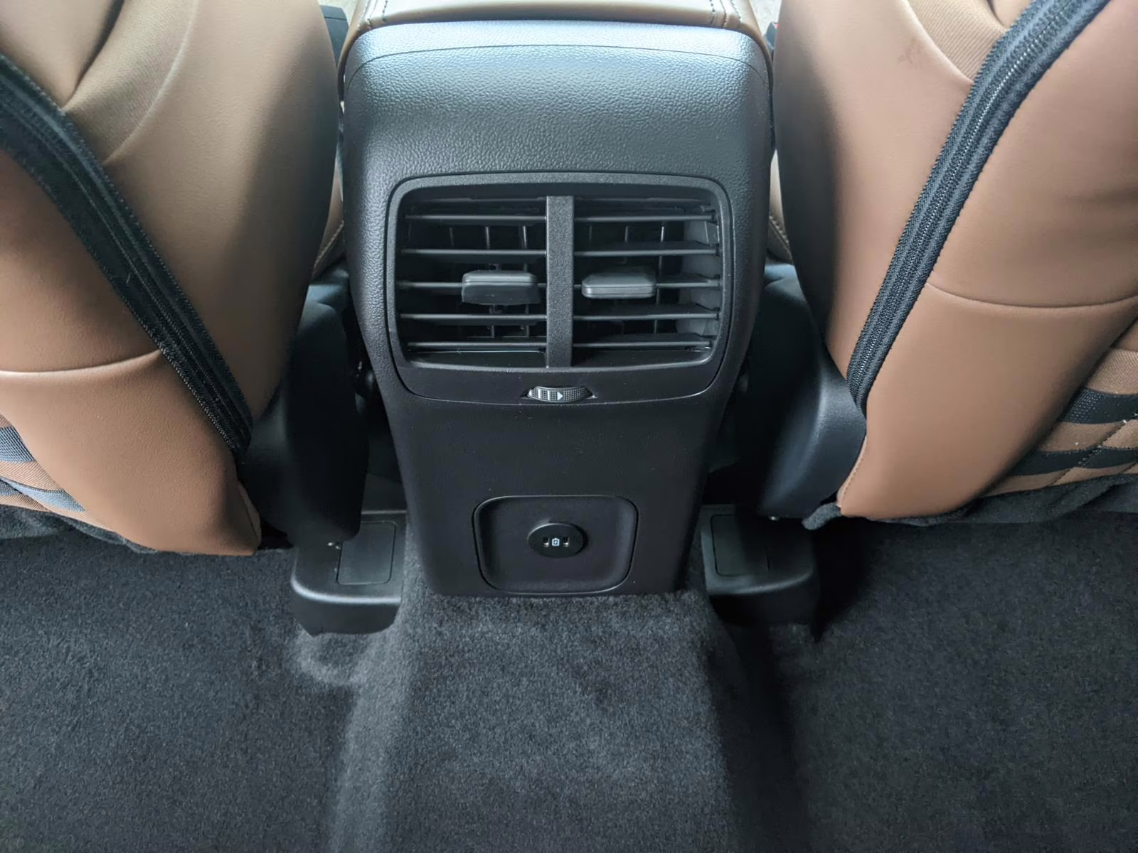 2025 Carbonized Gray Metallic Ford Bronco Sport Outer Banks 4X4 SUV