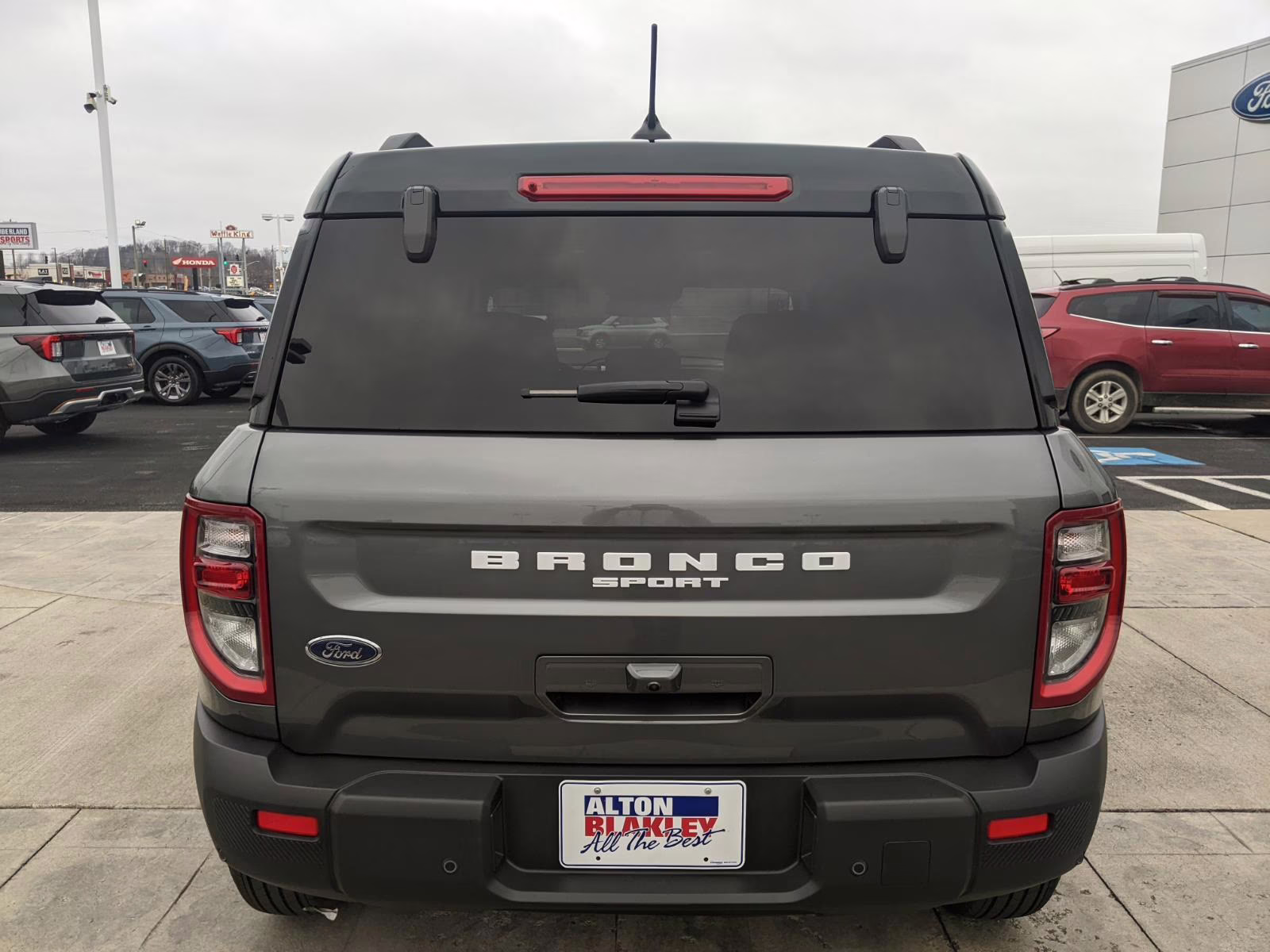 2025 Carbonized Gray Metallic Ford Bronco Sport Outer Banks 4X4 SUV