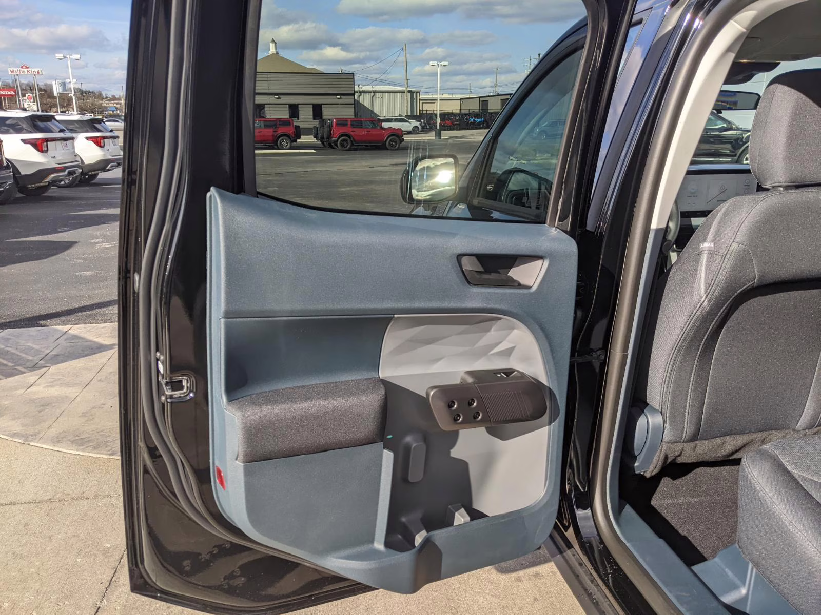 2026 Shadow Black Ford Maverick XL AWD Truck