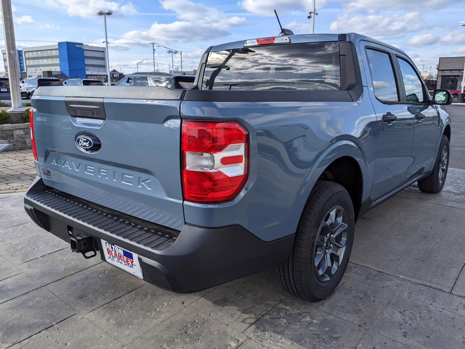 2026 Azure Gray Metallic Tri-Coat Ford Maverick XLT AWD Truck