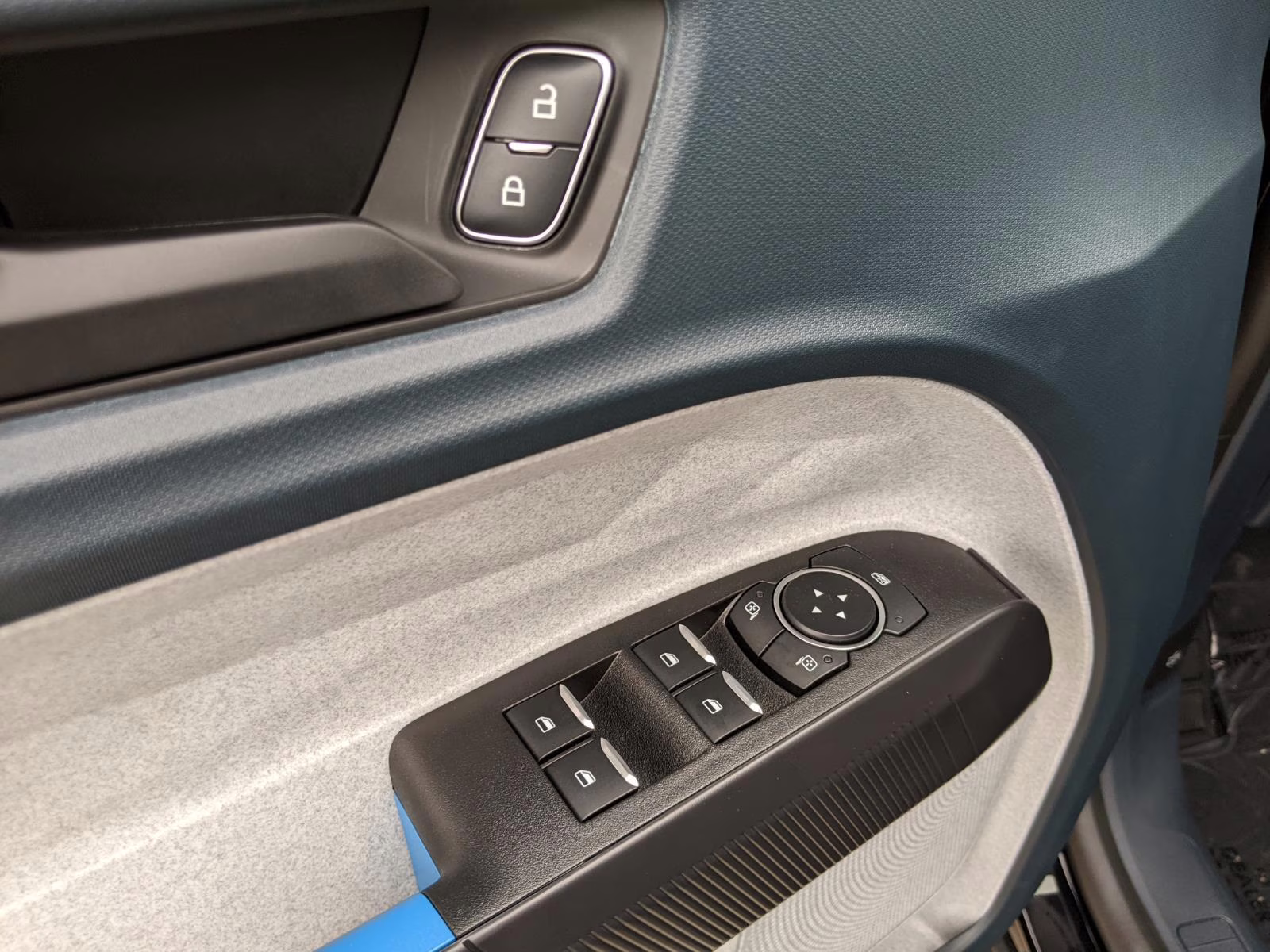 2026 Shadow Black Ford Maverick XLT AWD Truck
