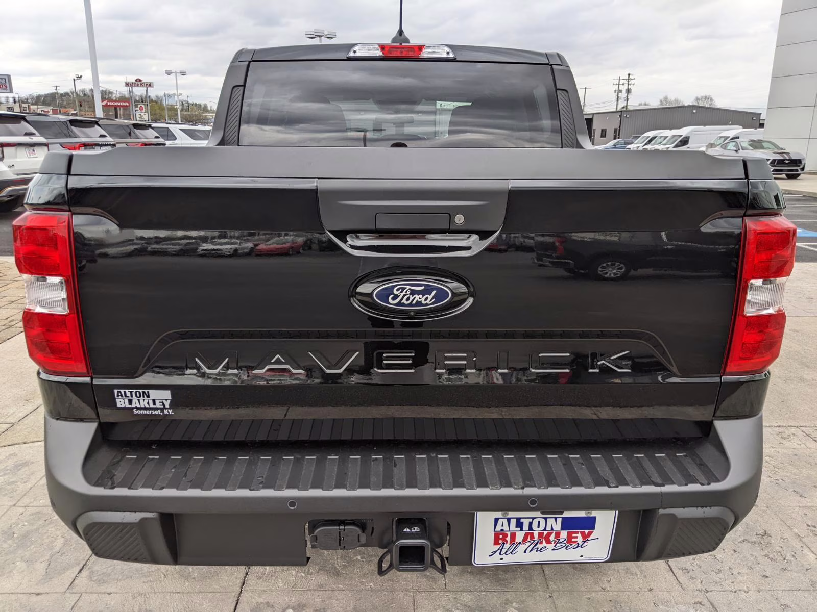 2026 Shadow Black Ford Maverick XLT AWD Truck