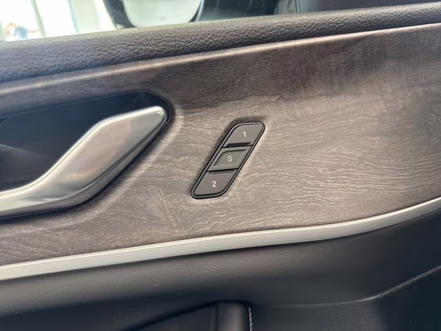 2026 Silver Zynith Jeep Grand Cherokee Limited 4X4 SUV