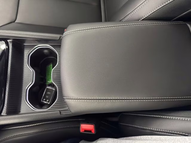 2026 Silver Zynith Jeep Grand Cherokee Limited 4X4 SUV