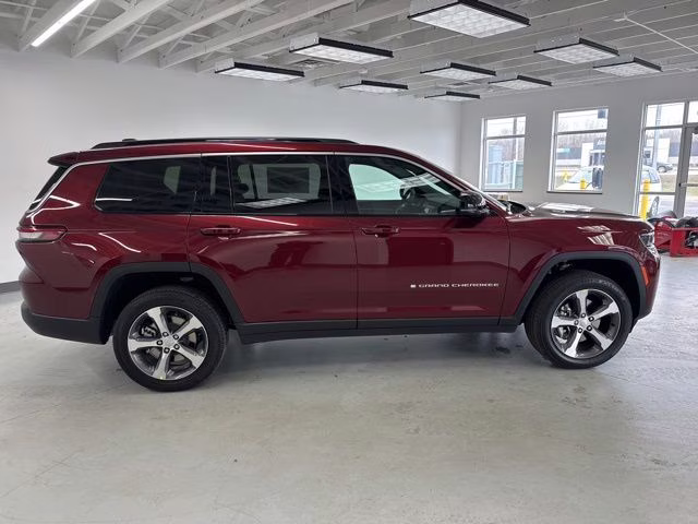 2026 Velvet Red Pearlcoat Jeep Grand Cherokee L Limited 4X4 SUV