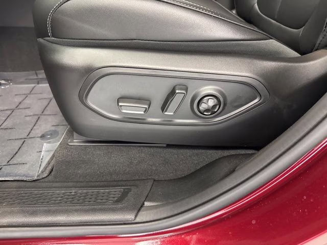 2026 Velvet Red Pearlcoat Jeep Grand Cherokee L Limited 4X4 SUV