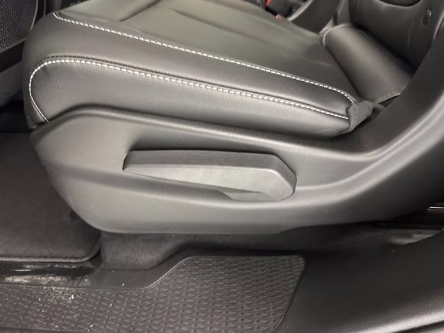 2026 Velvet Red Pearlcoat Jeep Grand Cherokee L Limited 4X4 SUV