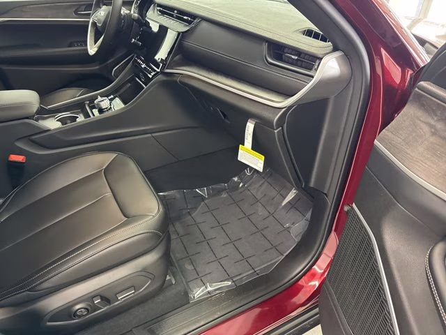 2026 Velvet Red Pearlcoat Jeep Grand Cherokee L Limited 4X4 SUV