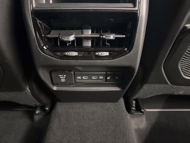 2026 Silver Zynith Jeep Grand Cherokee Limited 4X4 SUV