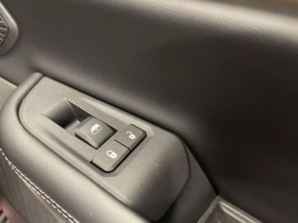 2026 Silver Zynith Jeep Grand Cherokee Limited 4X4 SUV