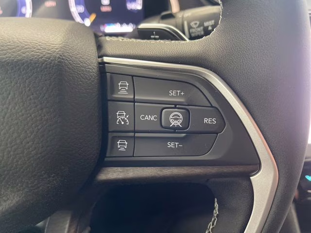 2026 Silver Zynith Jeep Grand Cherokee Limited 4X4 SUV