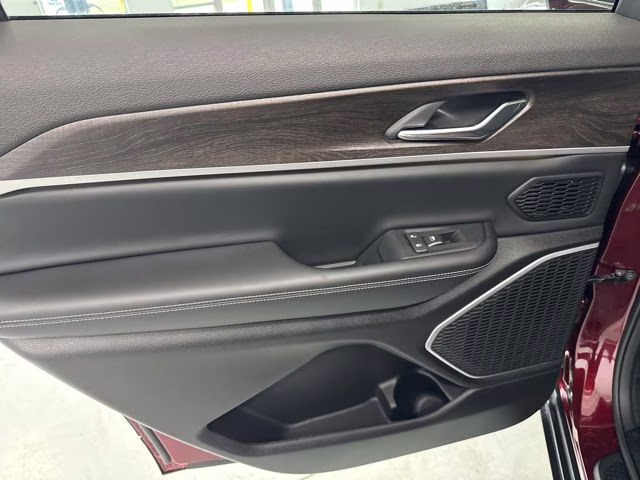 2026 Velvet Red Pearlcoat Jeep Grand Cherokee L Limited 4X4 SUV