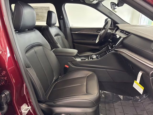 2026 Velvet Red Pearlcoat Jeep Grand Cherokee L Limited 4X4 SUV