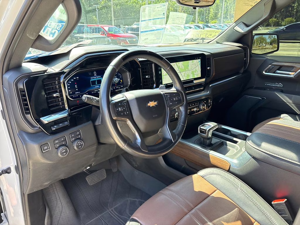 2023 Iridescent Pearl Tricoat Chevrolet Silverado 1500 High Country 4X4 Truck