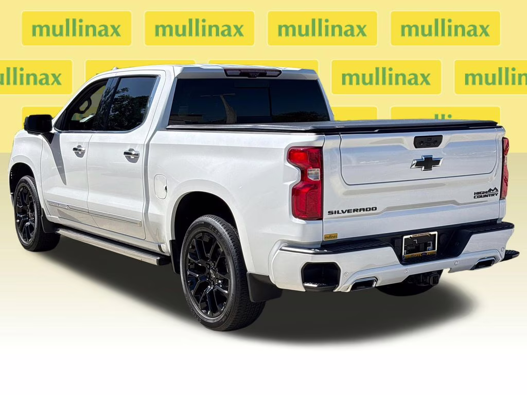 2023 Iridescent Pearl Tricoat Chevrolet Silverado 1500 High Country 4X4 Truck