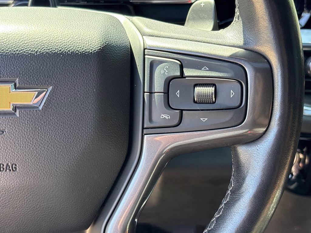 2023 Iridescent Pearl Tricoat Chevrolet Silverado 1500 High Country 4X4 Truck