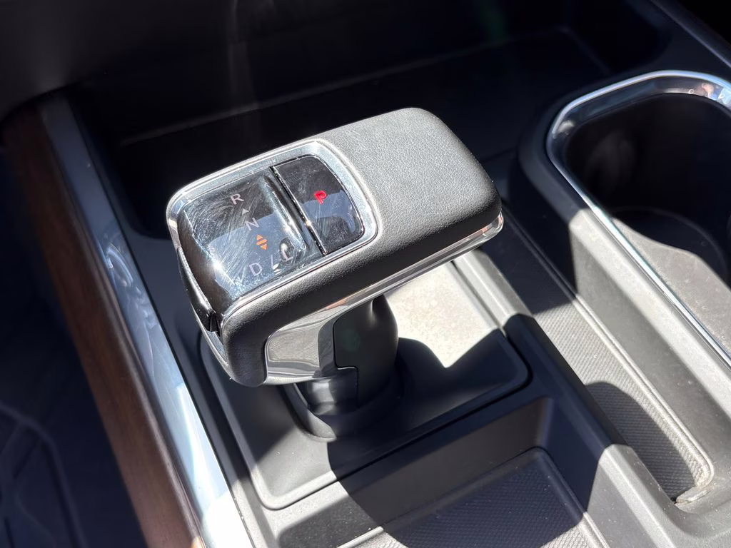 2023 Iridescent Pearl Tricoat Chevrolet Silverado 1500 High Country 4X4 Truck