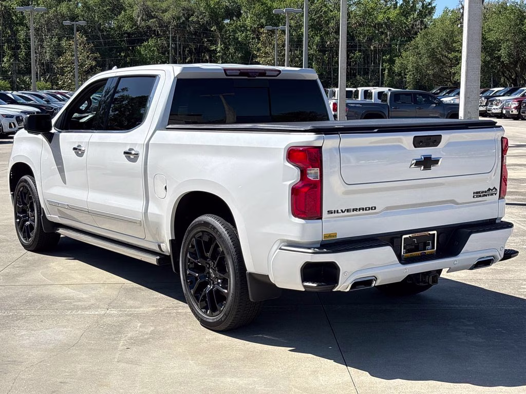 2023 Iridescent Pearl Tricoat Chevrolet Silverado 1500 High Country 4X4 Truck