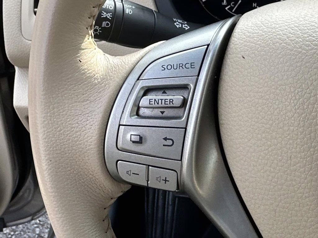 2015 Saharan Stone Nissan Altima 2.5 SV FWD Sedan