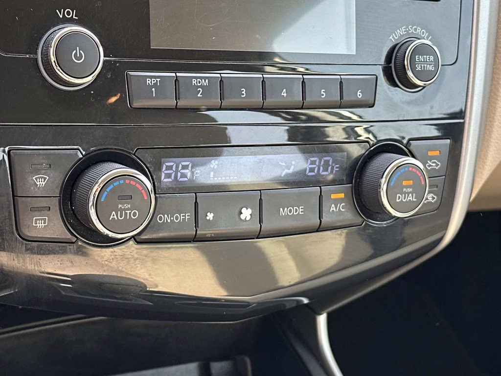 2015 Saharan Stone Nissan Altima 2.5 SV FWD Sedan