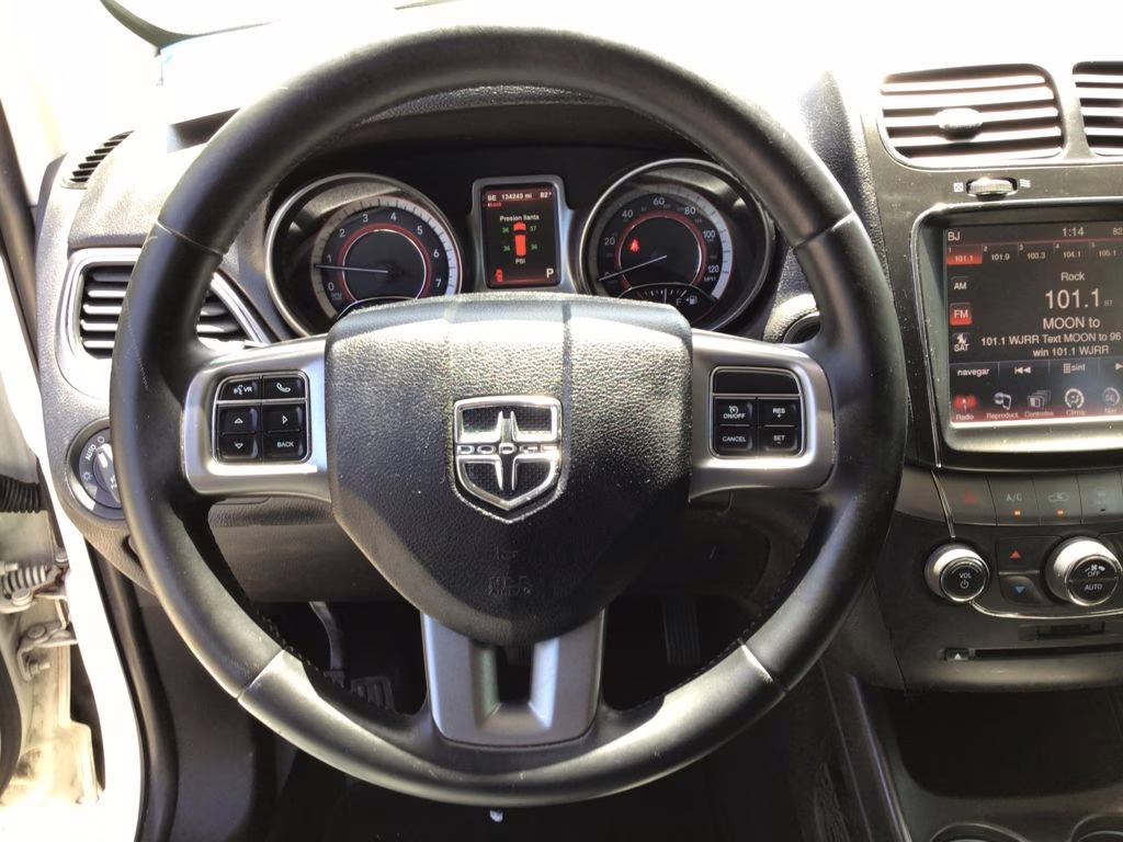 2017 Vice White Dodge Journey Crossroad FWD SUV