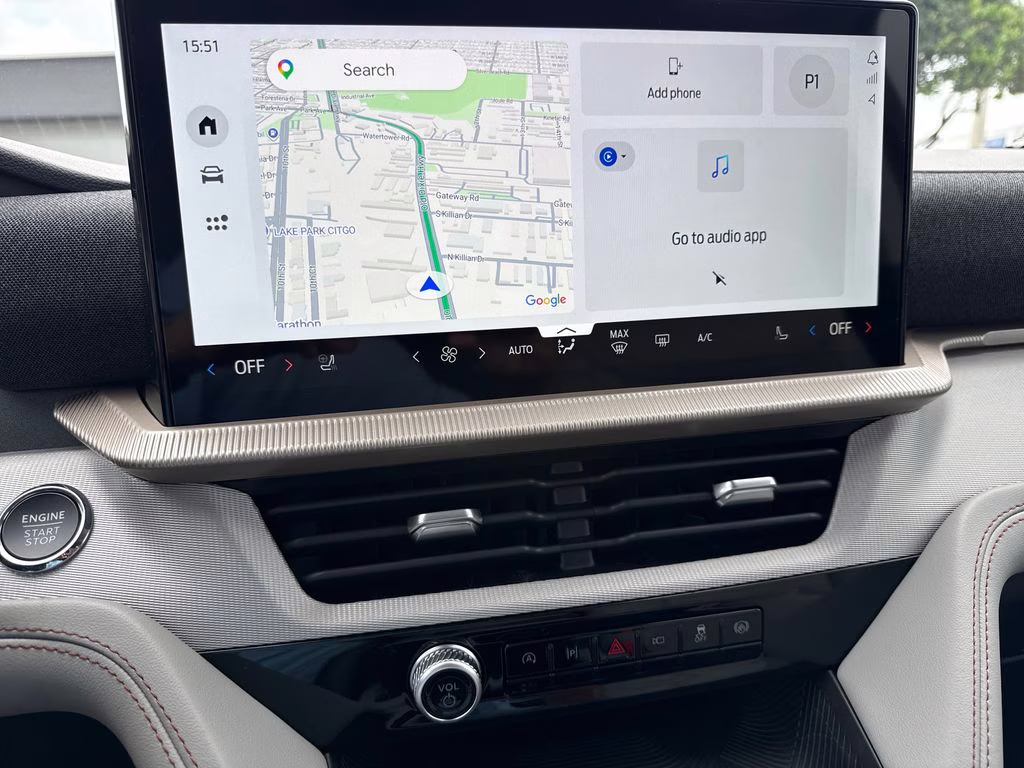 2026 Star White Metallic Tri-Coat Ford Explorer Active RWD SUV