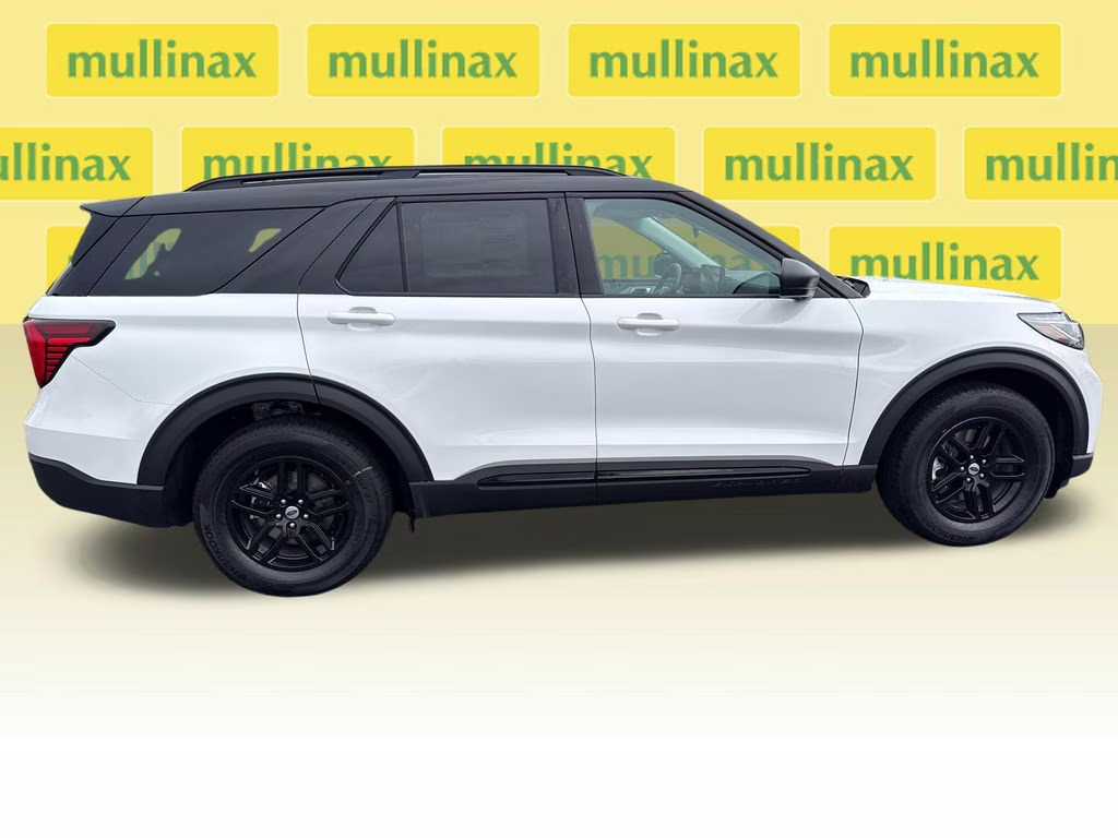 2026 Star White Metallic Tri-Coat Ford Explorer Active RWD SUV