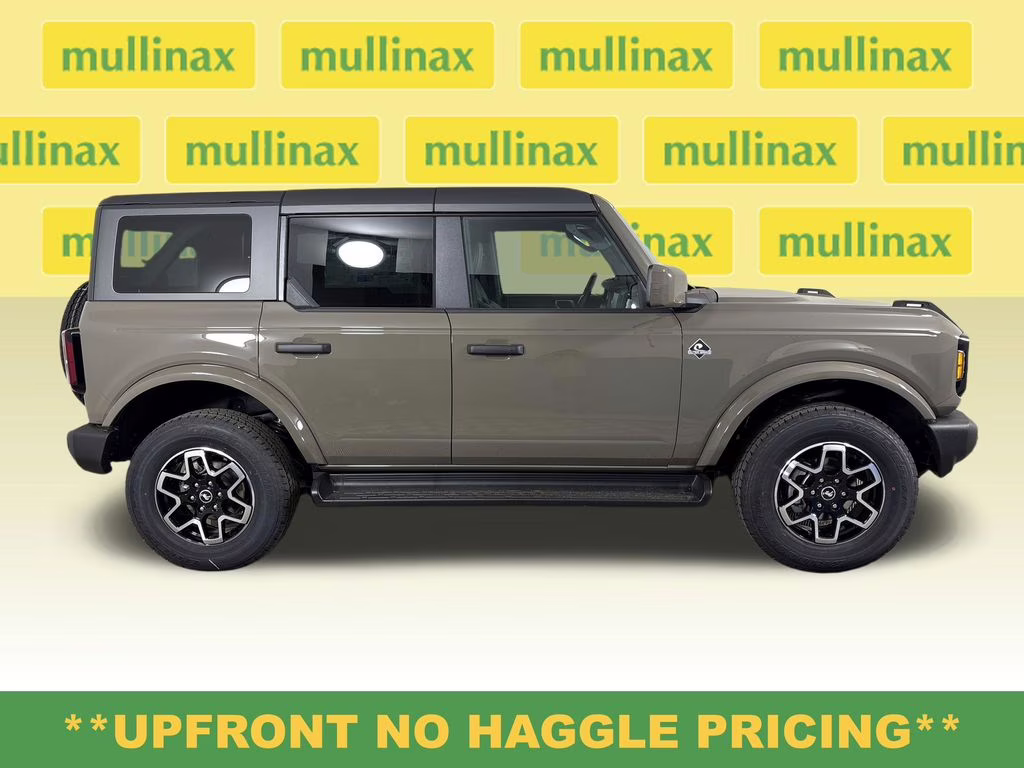 2026 Gray Ford Bronco Outer Banks 4X4 SUV