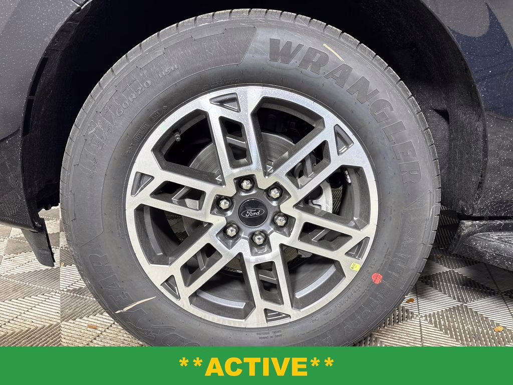 2026 Agate Black Metallic Ford Expedition Active RWD SUV