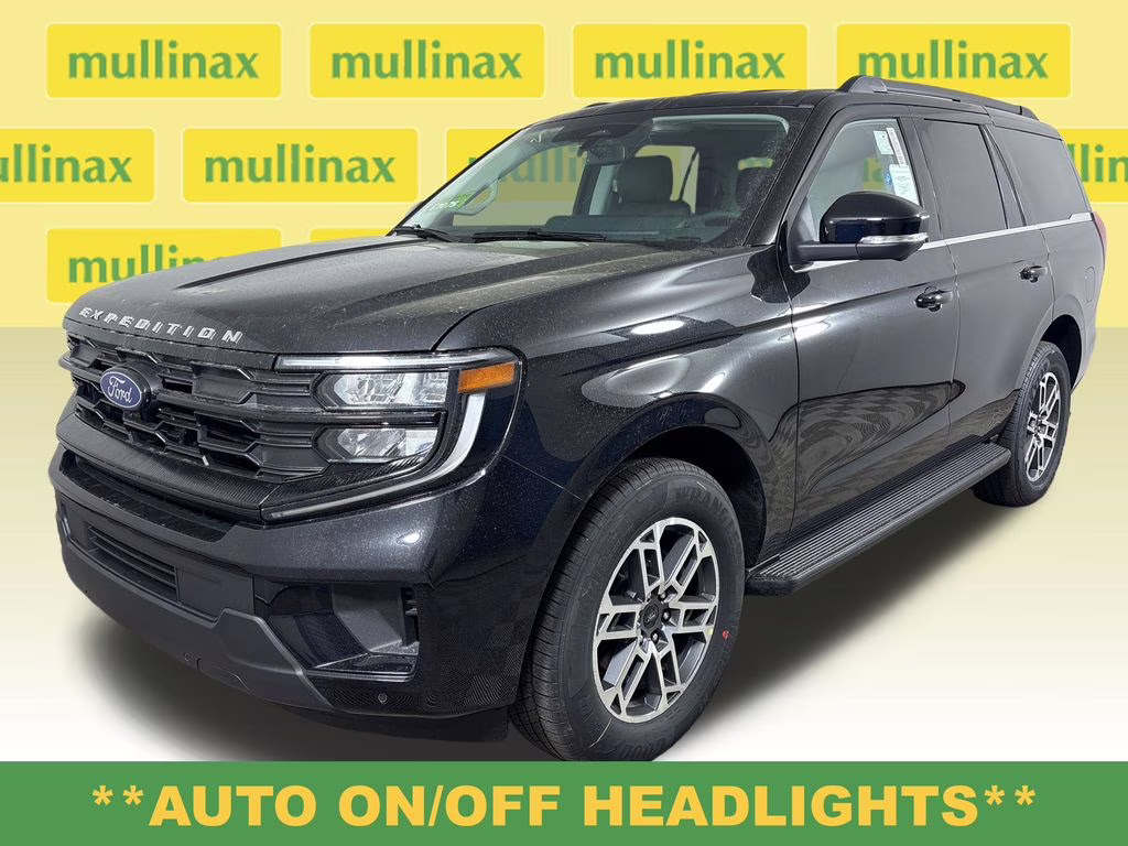 2026 Agate Black Metallic Ford Expedition Active RWD SUV