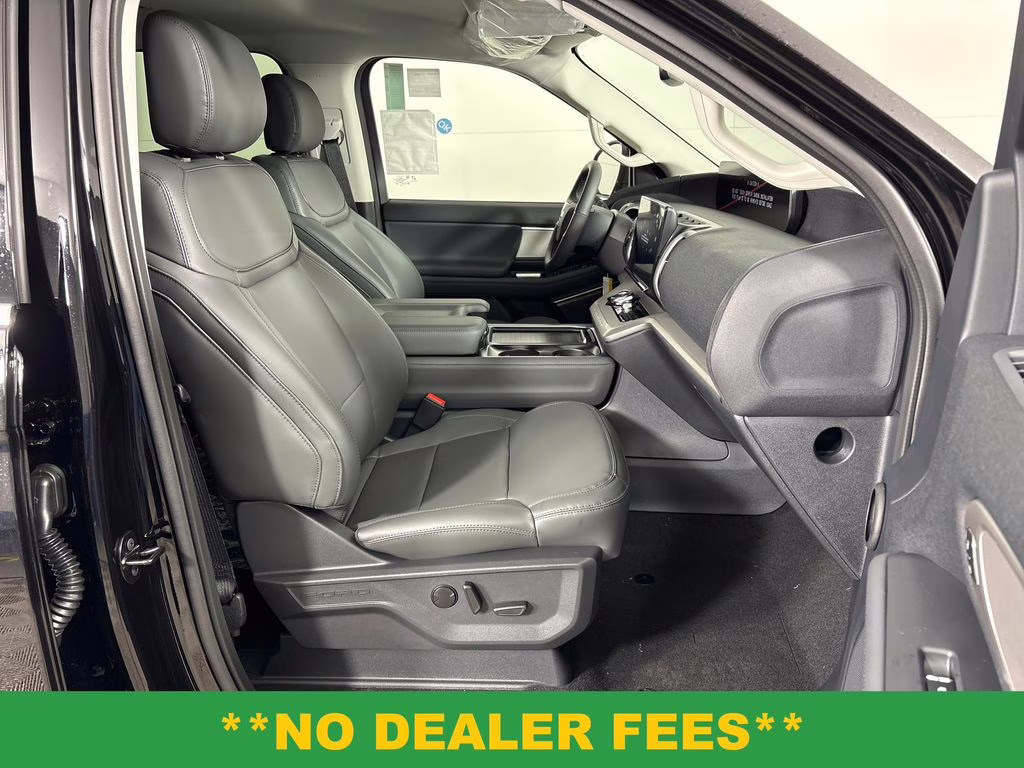 2026 Agate Black Metallic Ford Expedition Active RWD SUV