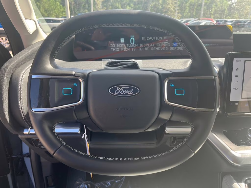 2026 Gray Metallic Ford Expedition Platinum 4X4 SUV