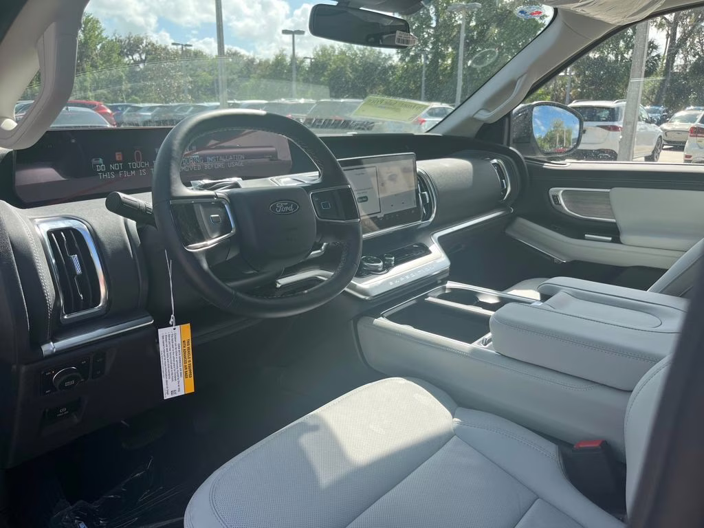 2026 Gray Metallic Ford Expedition Platinum 4X4 SUV