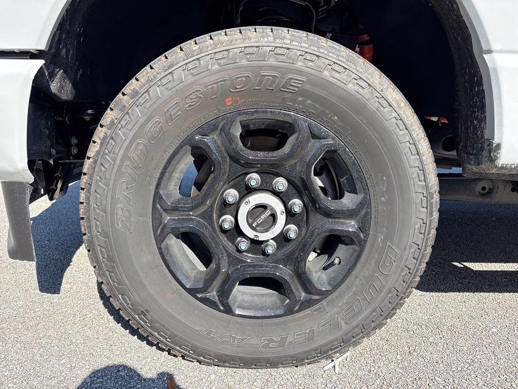 2026 Avalanche Ford Super Duty F-250 SRW XL 4X4 Truck