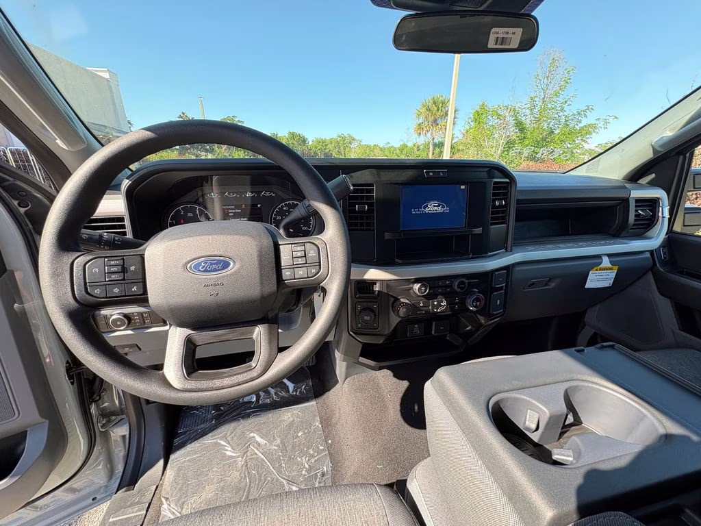 2026 Avalanche Ford Super Duty F-250 SRW XL 4X4 Truck