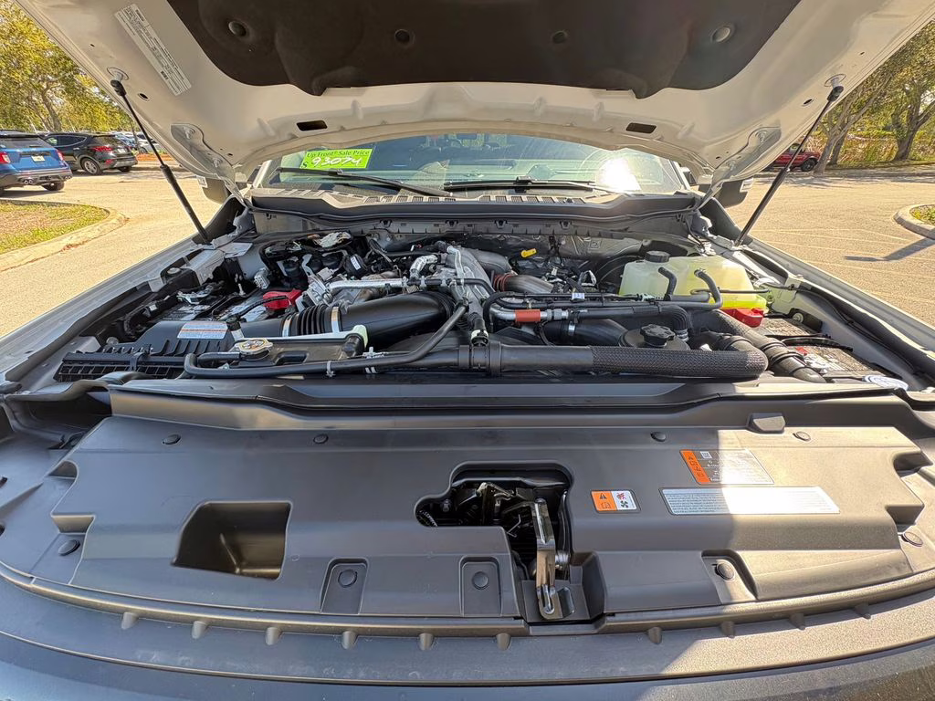 2026 Avalanche Ford Super Duty F-350 SRW Platinum 4X4 Truck